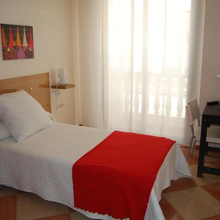 Pension Encarna Vargas La Union Exterior photo