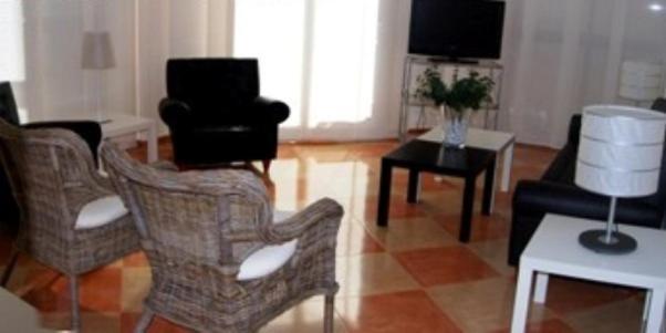 Pension Encarna Vargas La Union Exterior photo